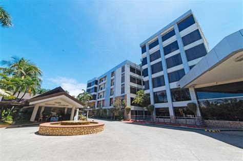 obrero street davao city|The Ritz Hotel at Garden Oases .